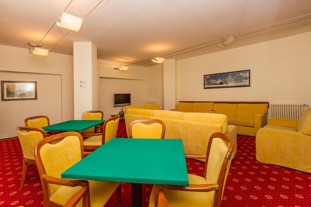 Hotel Relais Des Alpes Саузе-д'Ульс Экстерьер фото