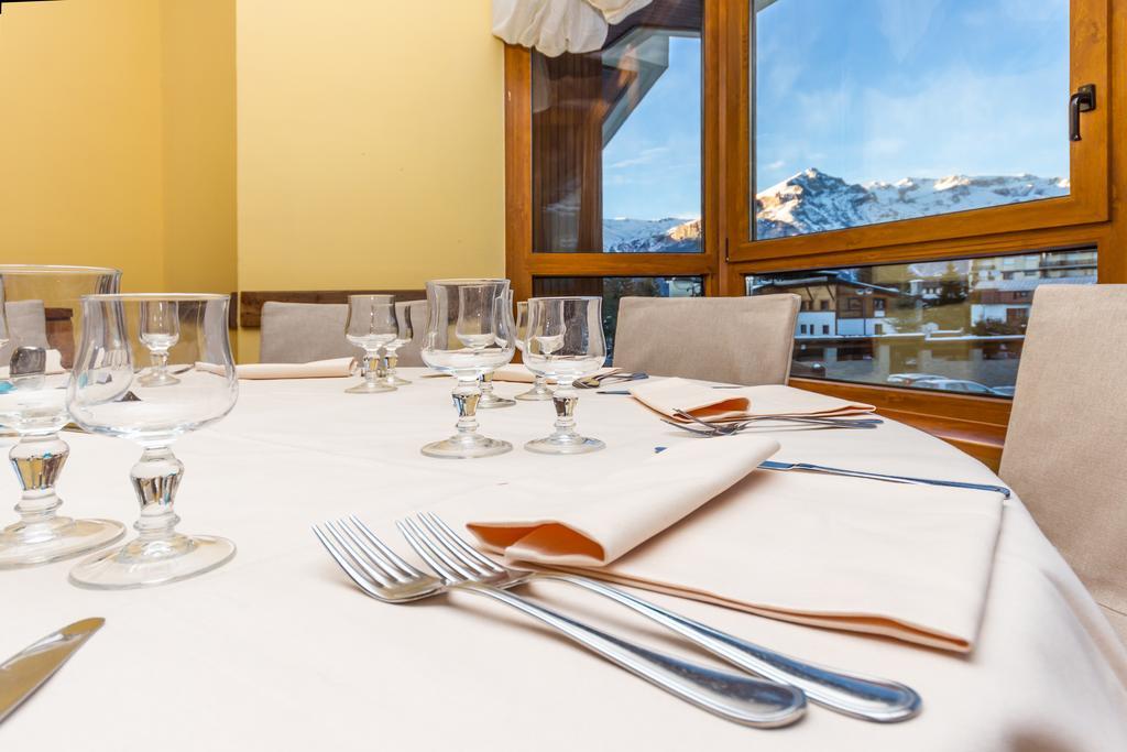 Hotel Relais Des Alpes Саузе-д'Ульс Экстерьер фото
