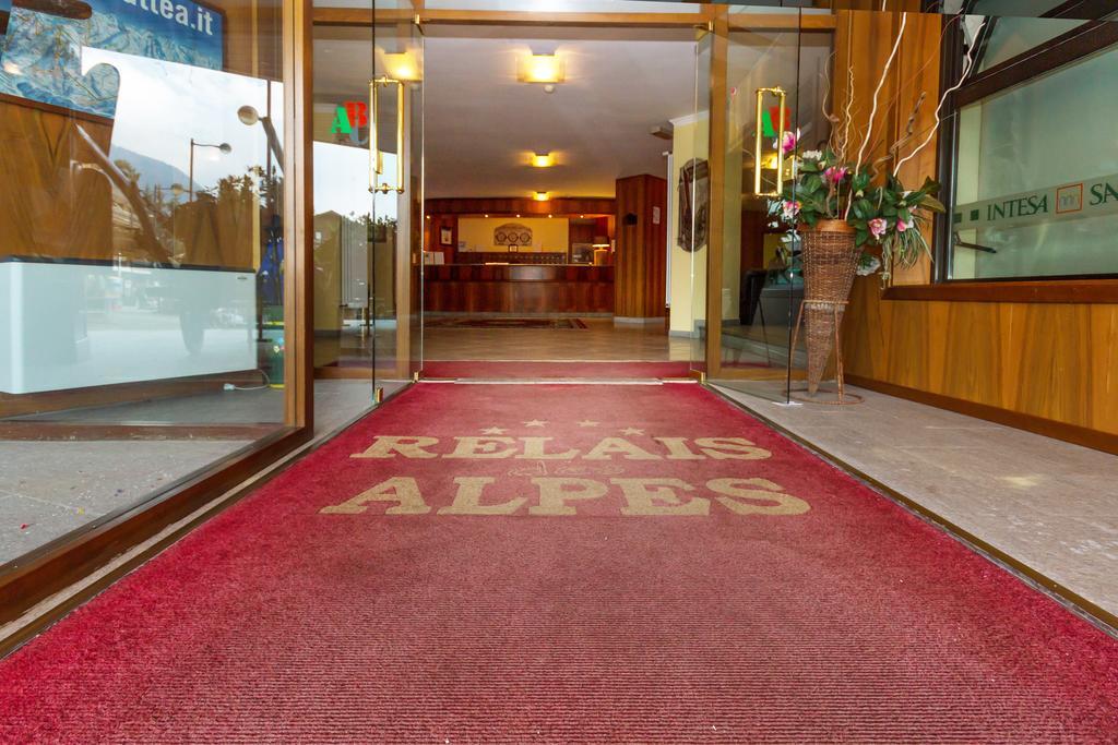 Hotel Relais Des Alpes Саузе-д'Ульс Экстерьер фото