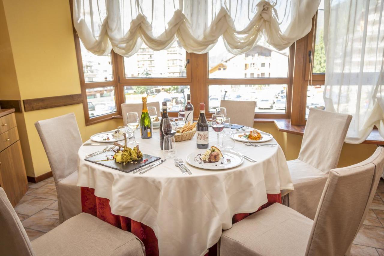 Hotel Relais Des Alpes Саузе-д'Ульс Экстерьер фото