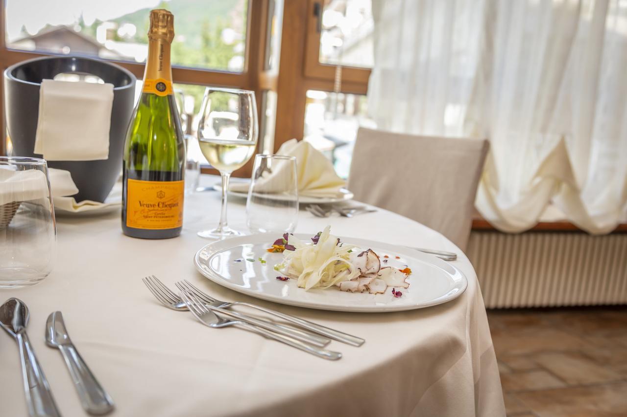 Hotel Relais Des Alpes Саузе-д'Ульс Экстерьер фото